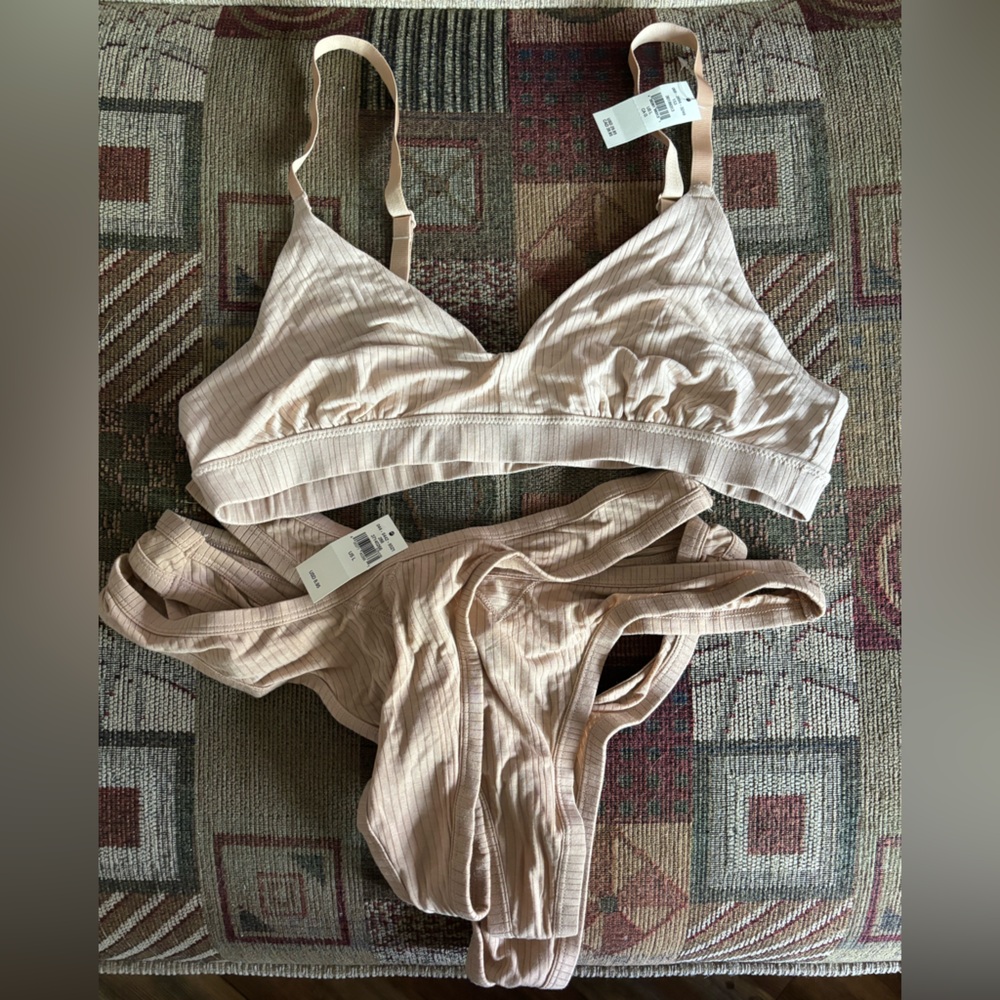Aerie Bralette and Thong set